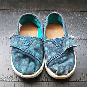 Tiny Toms size 5 (toddler) 🦑
